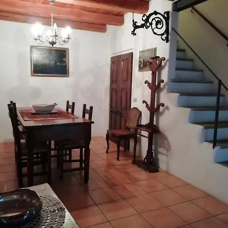 Casa Emilia Nyaraló
